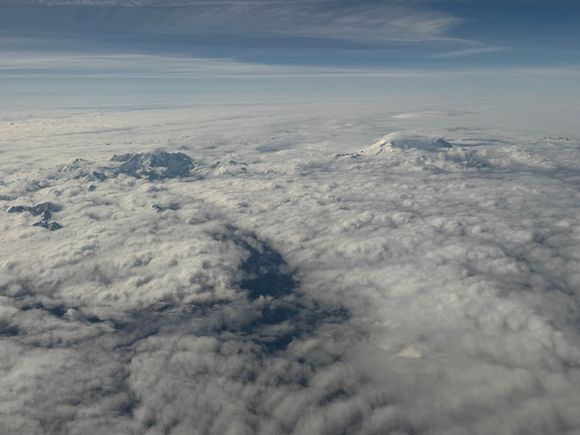 not my usual view of Mount Baker (PD372 YVR-YUL)