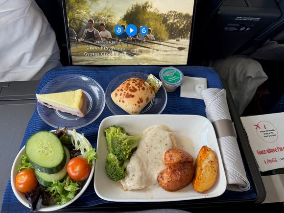 One tray meal