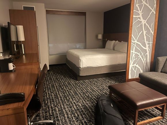 Standard King Room
