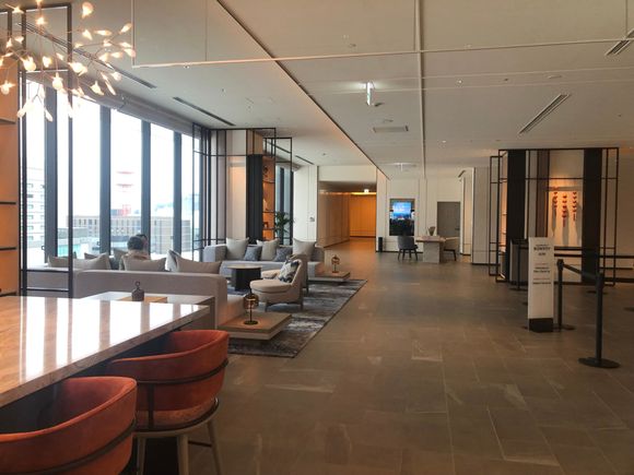 7th floor lobby