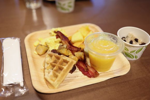 Sample breakfast plate