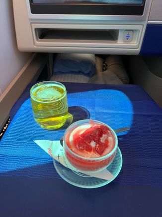 Ice cream itself was just the right consistency and the portion size was generous, but the strawberry topping was very watery and lacked actual strawberries. The FA also noticed this and apologized for the state of the toppings. 