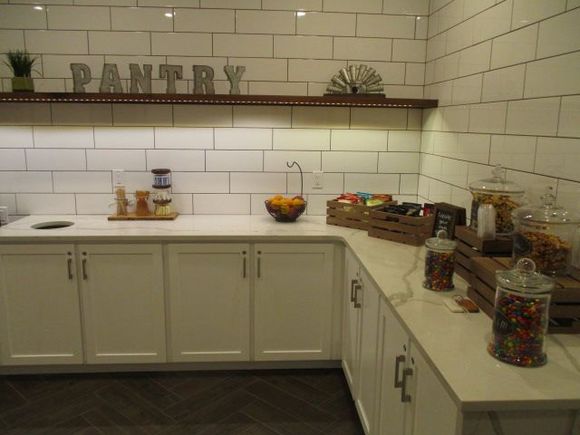 Pantry 2