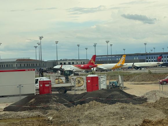 Shenzhen / Scoot / Delta awaiting delivery