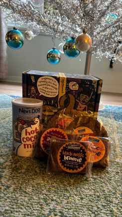 I got back from a 2 week vacation last night and came home to a gift from Jamesteroh. It’s all pictured but the oatmeal cookie because I ate that right away. Perfect for me. Thank You! 