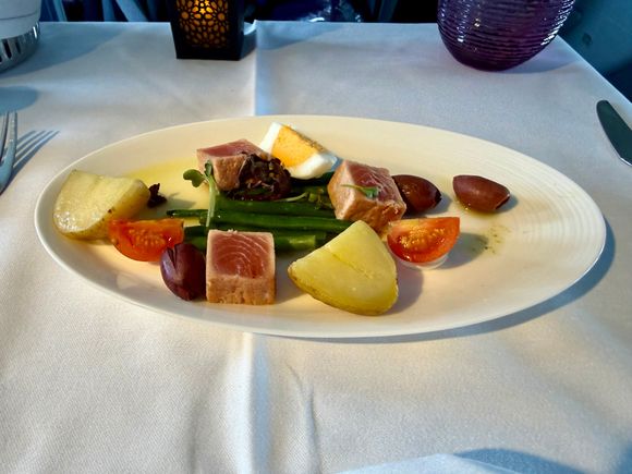 Tasty, but relatively basic and inoffensive nicoise salad