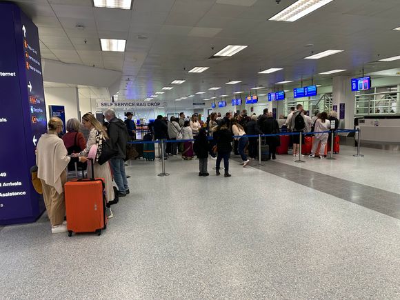Newcastle checkin queue
