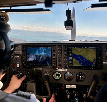Decent instrument fit - love the twin Garmin displays. Note the analogue standby instruments below 