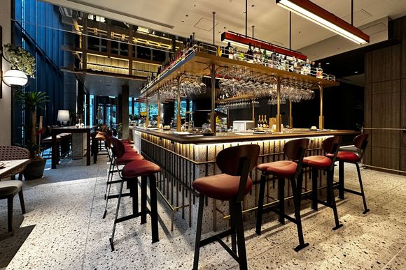 Bar