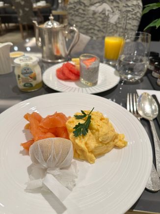 Breakfast 