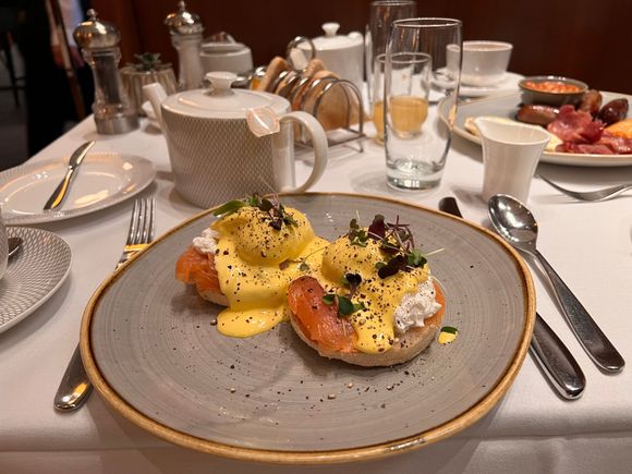 Eggs Royale