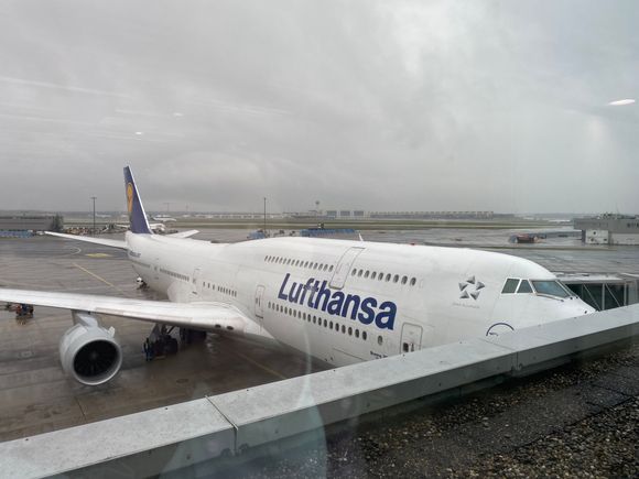 An adjacently-parked Queen of the Skies