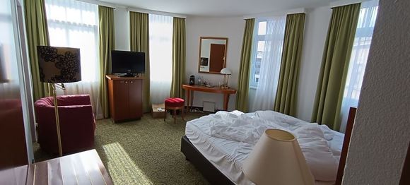 Mercure Wien Westbahnhof (corner room)