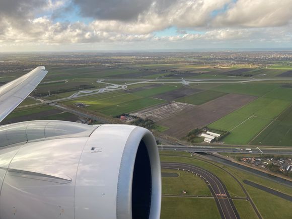 A Fly-by: the only acceptable way to interact with Polderbaan