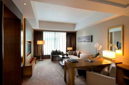 Doubletree by Hilton Beijing   Suite livingroom