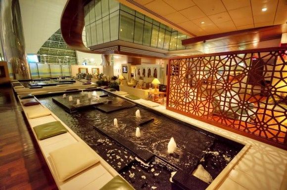 Emirates FIRST Class Lounge- Dubai