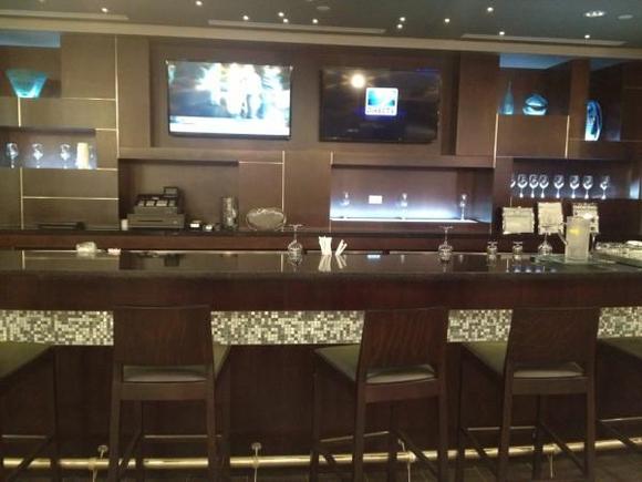 bar