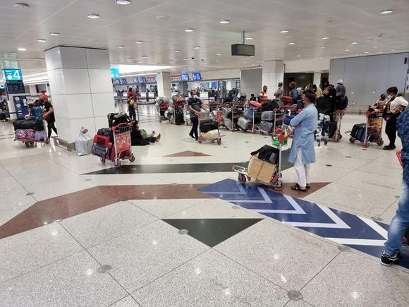 Traveling African-style: Luggage