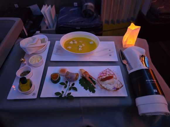 Smoked salmon, roasted duck with leek, crab claw AND kabocha pumpkin soup