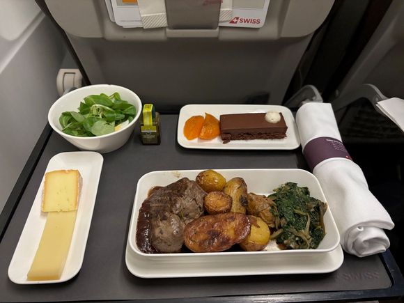 Swiss business class dinner, ZRH-ARN