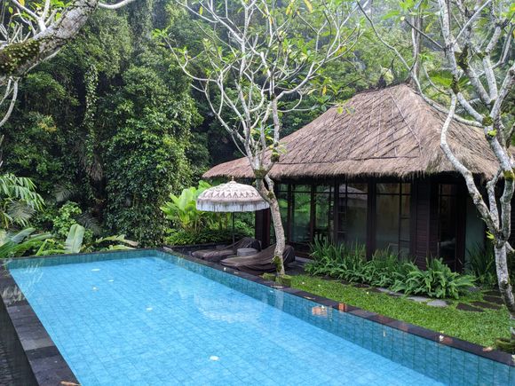 Pool/office part of the villa 