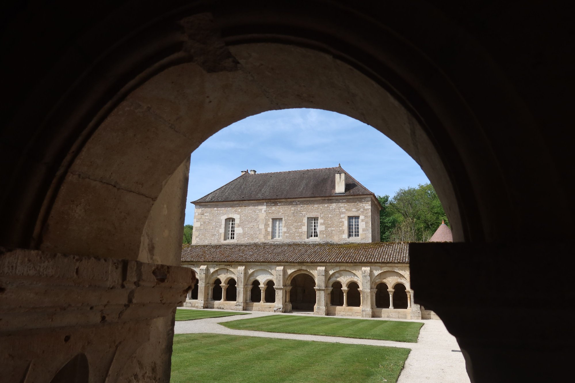 Fontenay Cloister