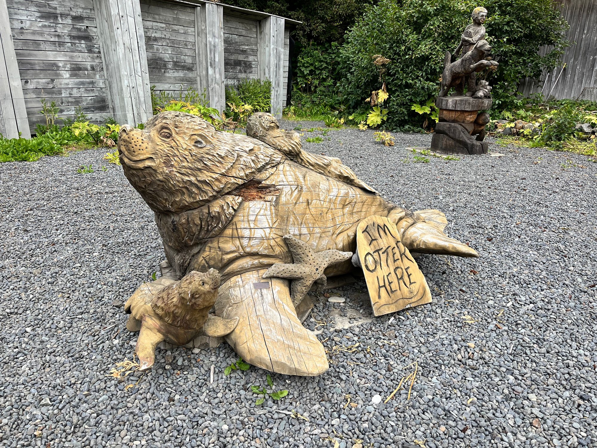Chainsaw wood carved sculpture