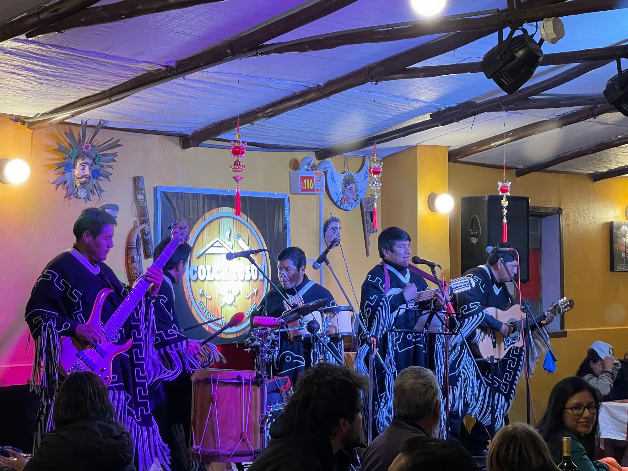 Performances at dinner