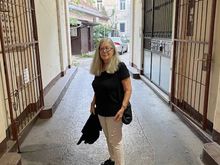 Are you sure it's down this alley?  Seems sketchy...