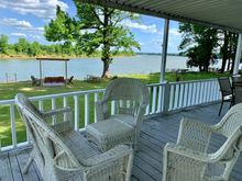 Tennessee River from our AirBnb porch 30 minutes north of Shilo National Military Park in the heart of Dixie.