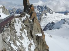 Can you see the trekkers on the peak?