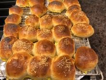 
A mix of poppy seed, sesame seed, and plain.