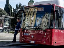 Roman public bus.