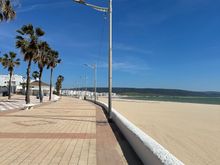 
Beach promenade in Barbate....sand is fine and almost white, but it can get very windy along this coast.  I had to shield my eyes when I took a post-lunch walk.