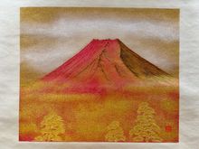 You have no idea how much I wanted to buy this Mr Fuji gold leaf. But shipping it and finding a place for the scroll dissuaded me.