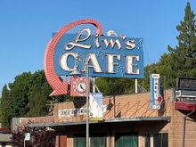 Only stayed in Redding for a quick stopover but had to add in this picture of Lim's Cafe, been here since the 50's.  We are on N. Market St. which used to be the main road before I-5.