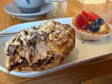 2 different creams inside a crusty layer, with almonds, best pastry combination yet 