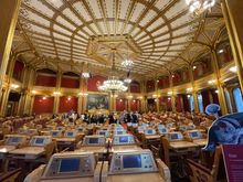 Chamber of seats
