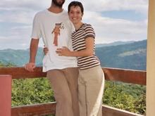 Costa Ricans Neta and Arbel  in Costa Rica