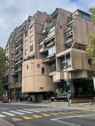 Random apartment building that looked really interesting