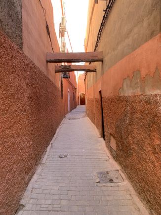On the way to the Riad.  I took pics of key markers to be sure to find our way back st night when it seems you’re in a tunnel 