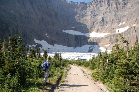 Arriving Iceberg Lake