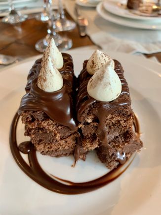 I loved this so I polished it off. I asked the waiter on the boat if I could have another. And here’s what he brought. Yes, I ate the whole thing!

