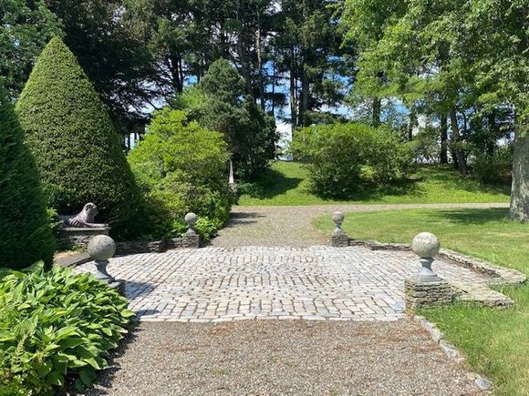 Wethersfield Garden and Estate