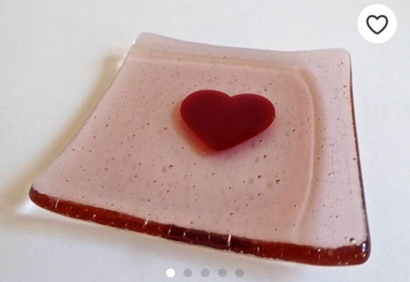 
Not heart shaped but very pretty!