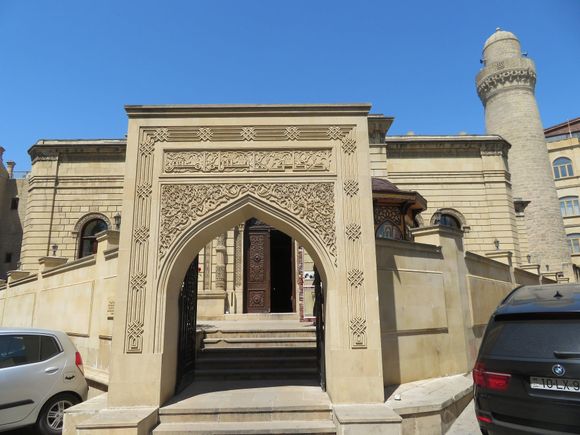 Mosque in Old Baku