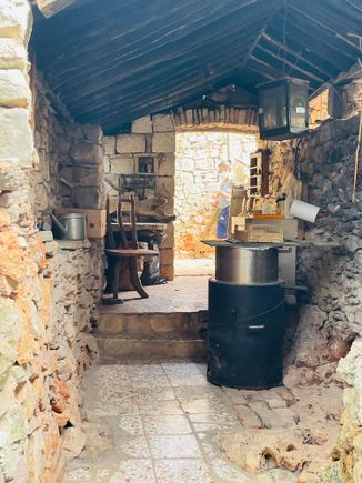 The kitchen at Malo Grablje.