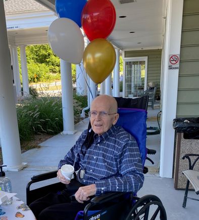 
tom - sorry - Fodor's didn't like the formatting... here is Dad in a jpeg format.

Annhig - happy early birthday to your Mom!

AMC - Love your Dad's photo - and he makes a tasty looking dinner!