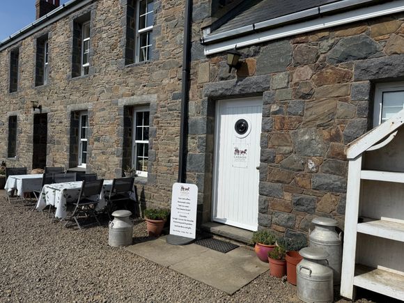 You know I stopped here and spent my pocketful of GBP coins. 