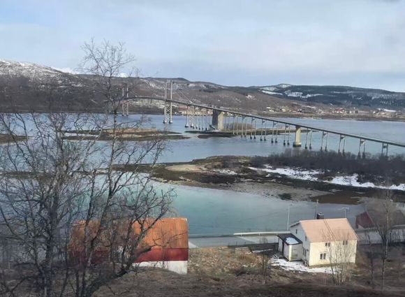 Crossing the Tjeldsund Bridge 